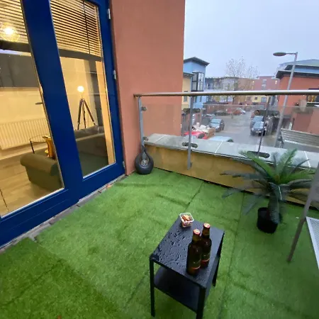 Ferienhaus Luxe Place - Netflix & Workspace For 6